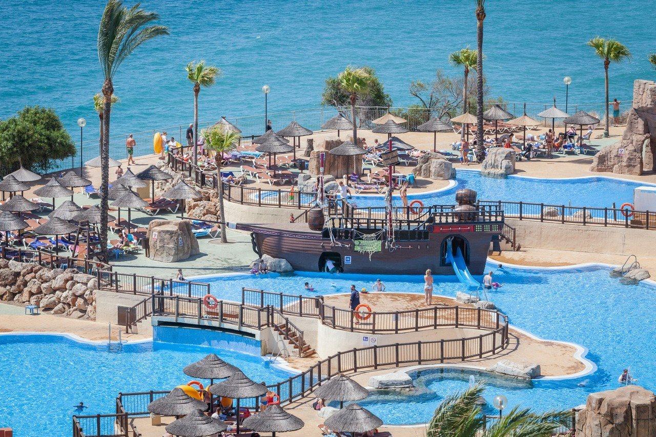 Holiday World Resort 베날마데나코스타 외부 사진